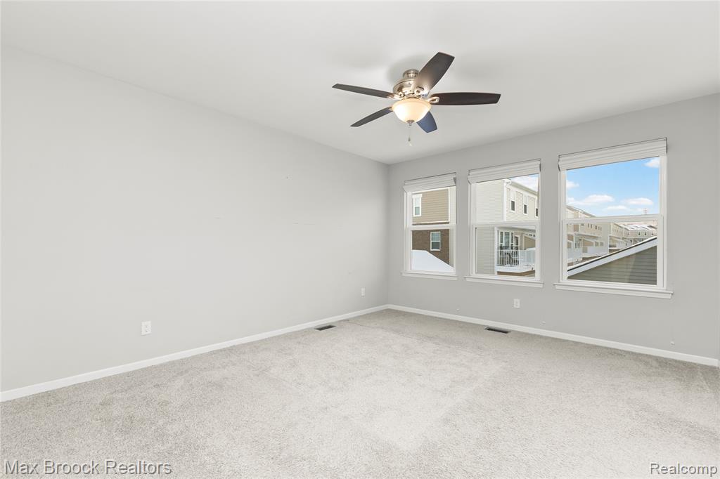 4211 Kent Road, Royal Oak, MI 48073 — Photo 33
