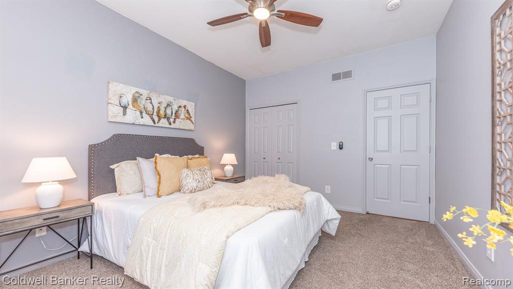 13541 CHRISTINA Lane, Belleville, MI 48111 — Photo 36