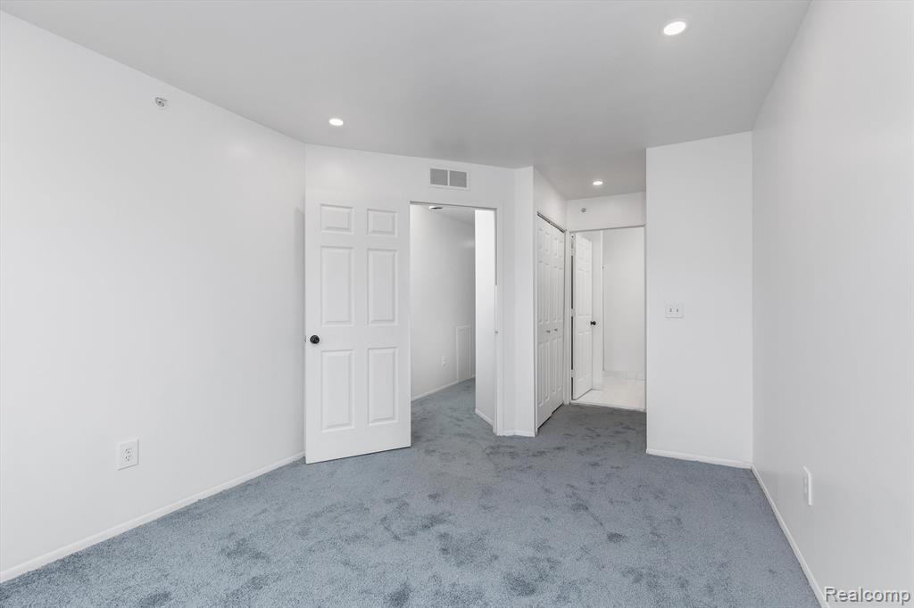 22241 ATLANTIC POINTE, Farmington Hills, MI 48336 — Photo 22