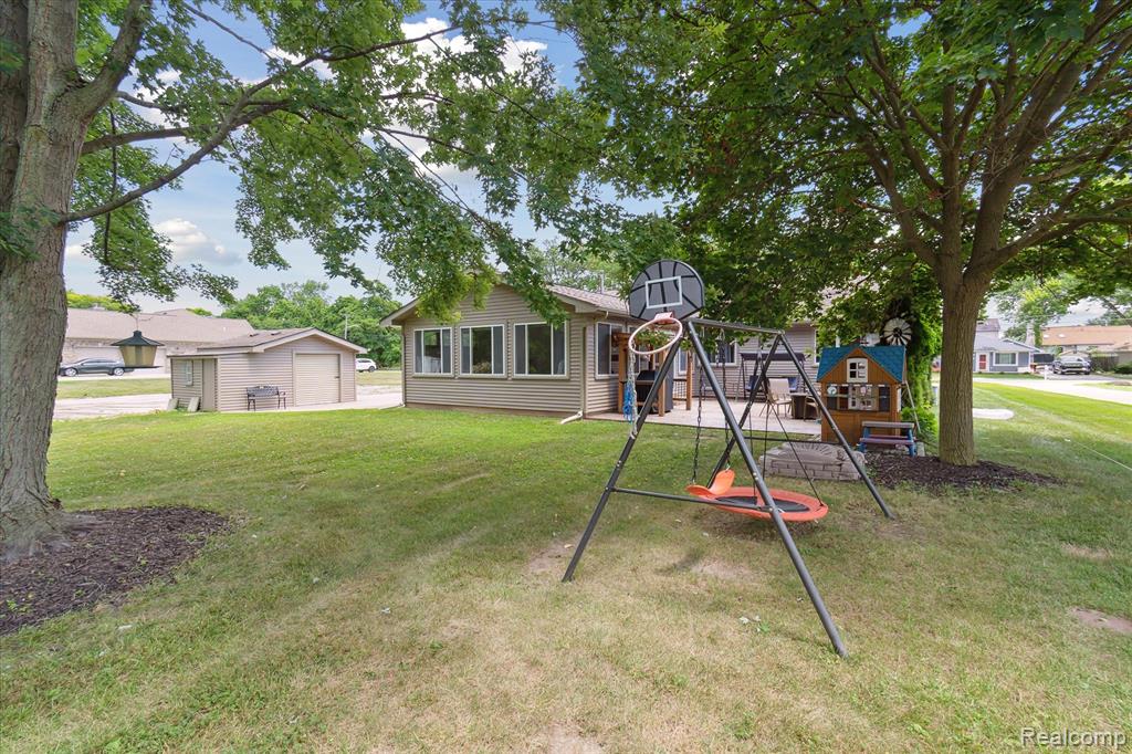 5350 Lathrop Street, Trenton, MI 48183 — Photo 10