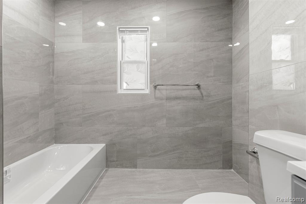 7801 Appoline Street, Dearborn, MI 48126 — Photo 19