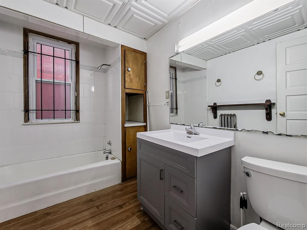 5303 IROQUOIS Street, Detroit, MI 48213 — Photo 18