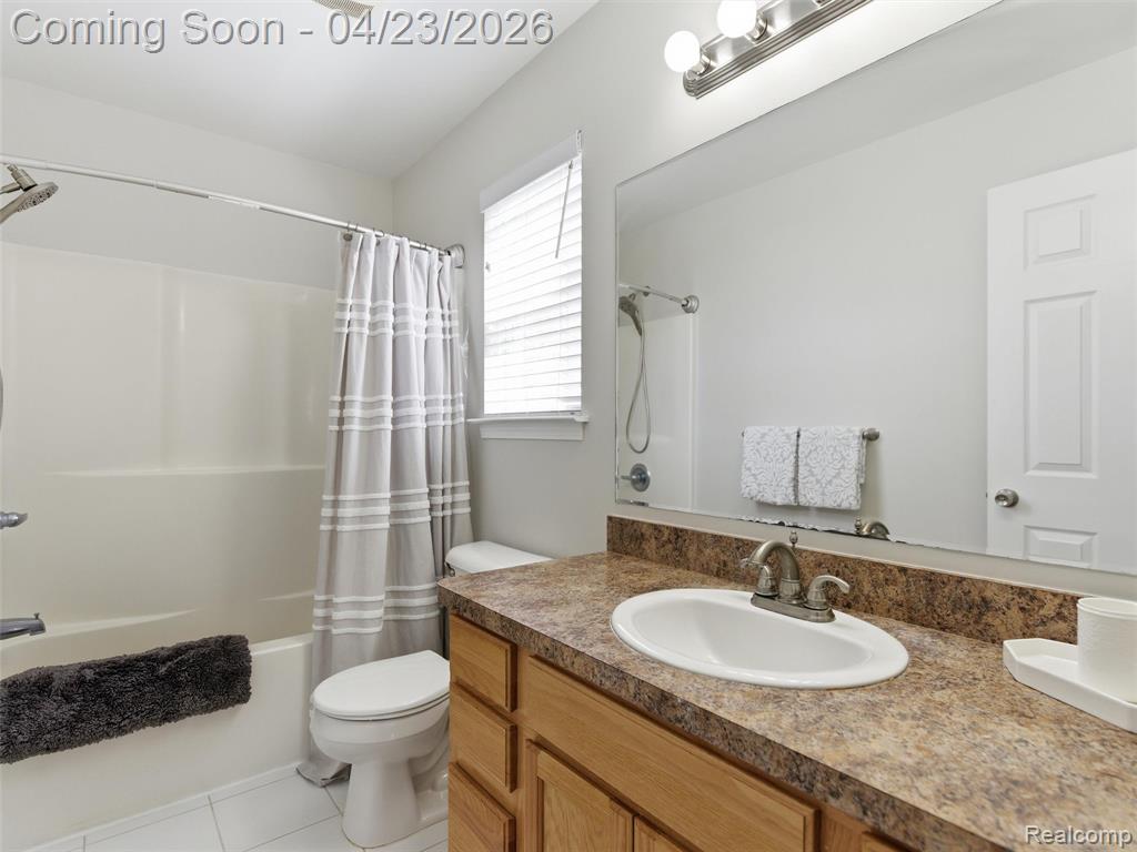 4060 Laforest Drive, Waterford, MI 48329 — Photo 23