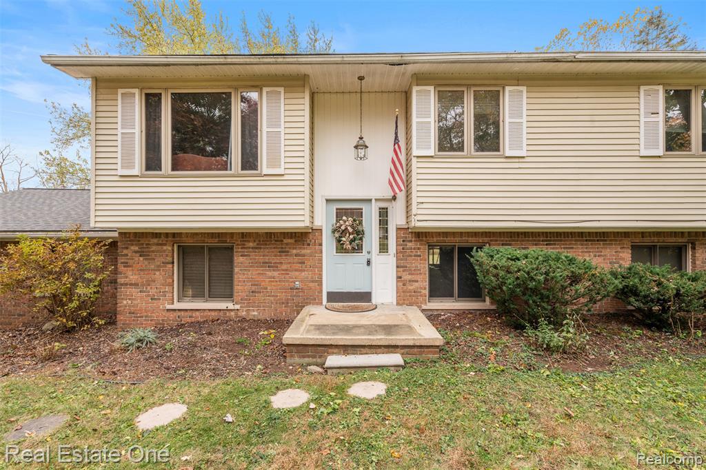 5122 Elizabeth Lane, Almont, MI 48003 — Photo 2