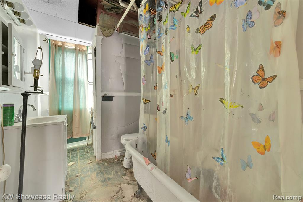5593 CADILLAC Avenue, Detroit, MI 48213 — Photo 24