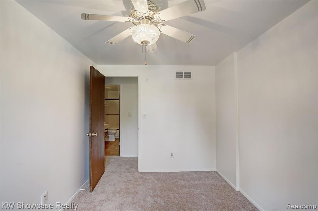 1365 RUE DEAUVILLE Boulevard, Ypsilanti, MI 48198 — Photo 13