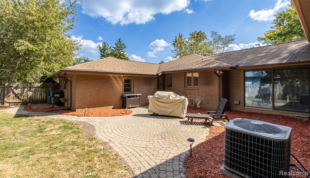 73 Nevada Avenue, Rochester Hills, MI 48309 — Photo 51