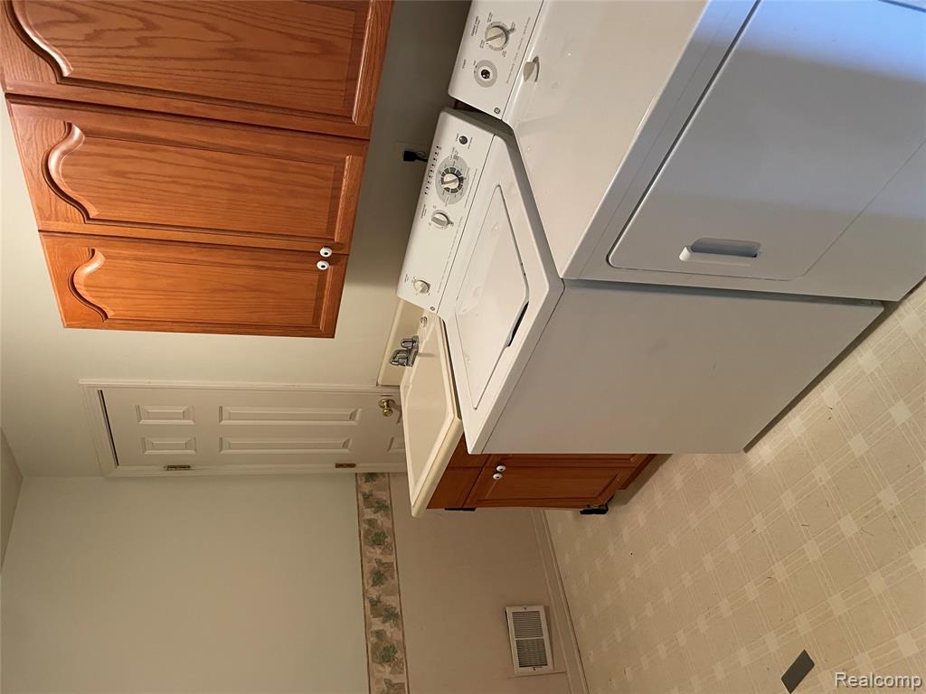 9514 Madison Drive, Van Buren, MI 48111 — Photo 18