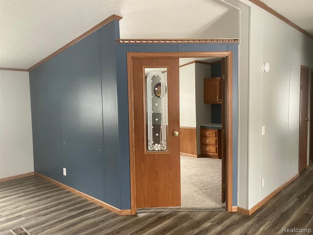 520 Pond View, Morrice, MI 48857 — Photo 7