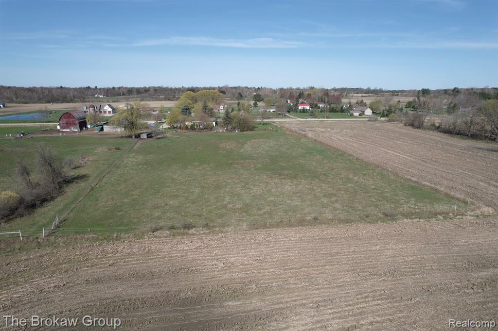 9448 WASHBURN Road, Columbiaville, MI 48421 — Photo 5