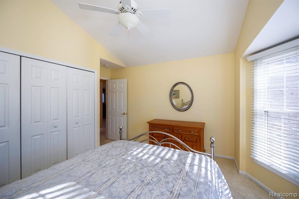 7282 GREEN MEADOW Lane, Canton, MI 48187 — Photo 31