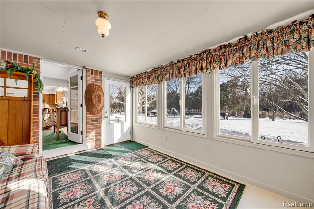 5815 Beechview Drive, Rochester, MI 48306 — Photo 19