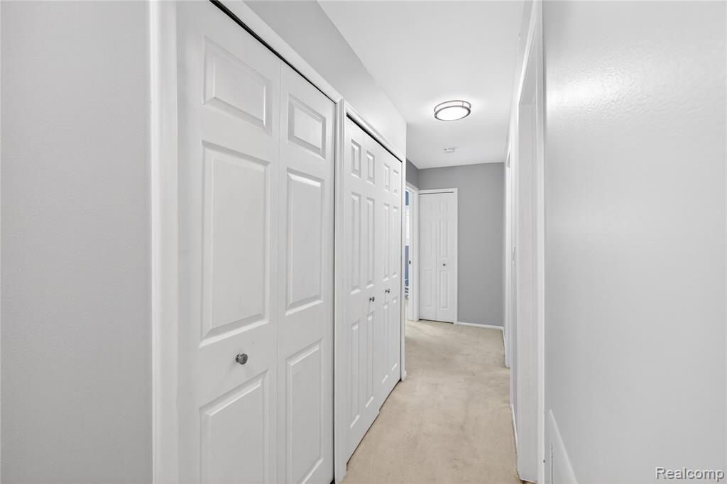 8733 Woodside Drive, Grosse Ile, MI 48138 — Photo 23