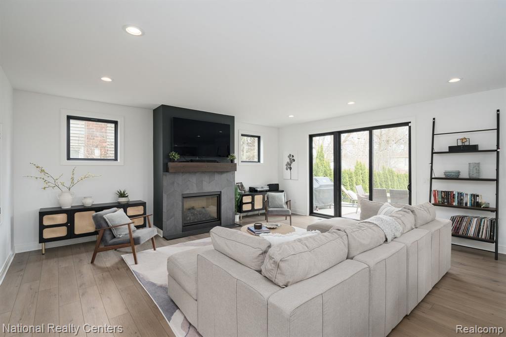 662 Adams Street, Plymouth, MI 48170 — Photo 13
