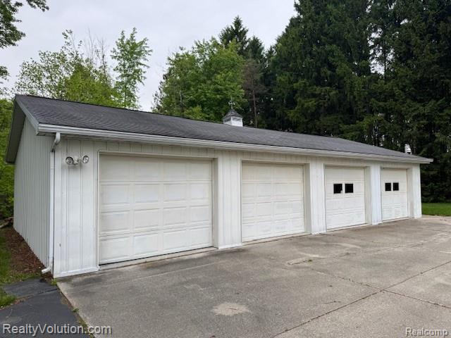 5152 Columbiaville Road, Columbiaville, MI 48421 — Photo 2