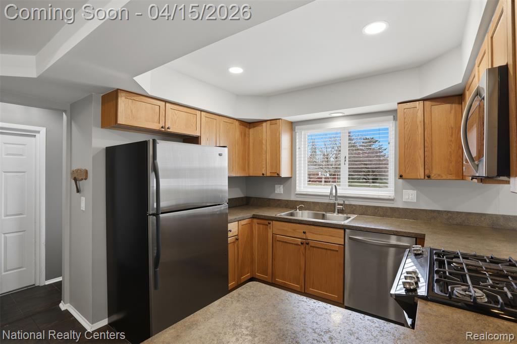 5358 Church Hill Drive, Troy, MI 48085 — Photo 12
