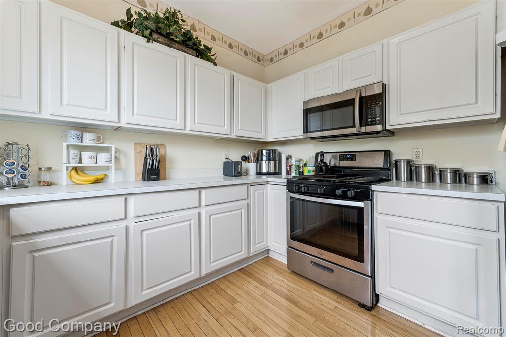 4742 Maddie Lane, Dearborn, MI 48126 — Photo 14