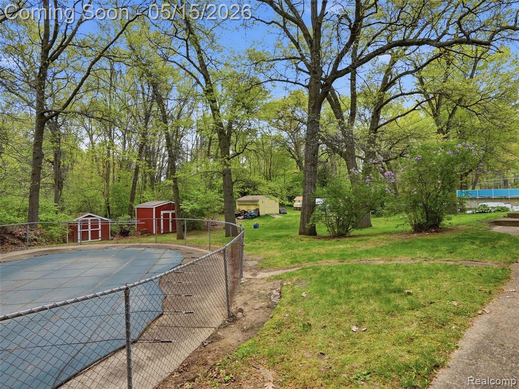 8645 Fieldcrest Drive, Brighton, MI 48116 — Photo 39