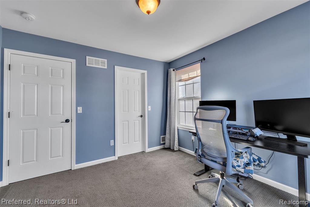 28430 Oakmonte Circle E, New Hudson, MI 48165 — Photo 48