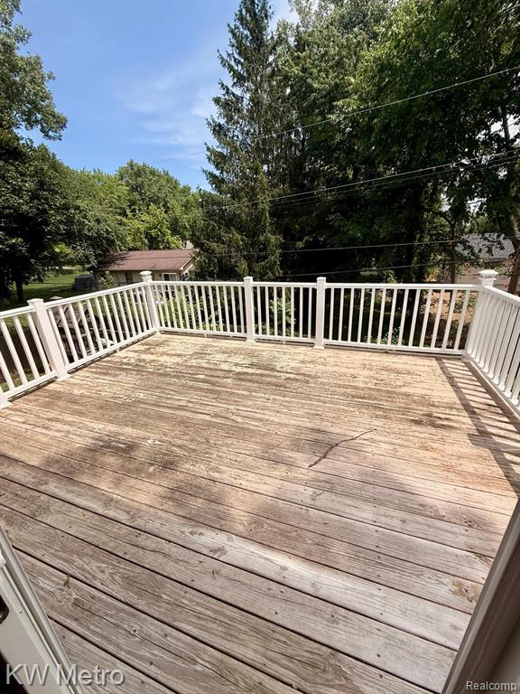 655 Sherry Drive, Lake Orion, MI 48362 — Photo 10