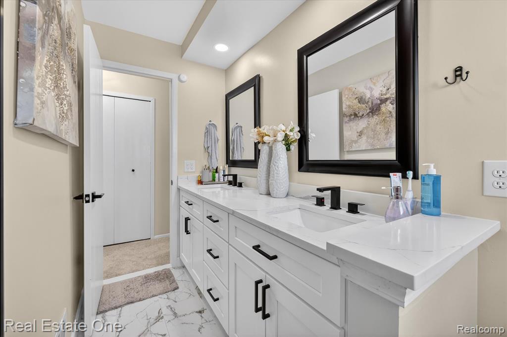44150 Duchess Drive, Canton, MI 48187 — Photo 31
