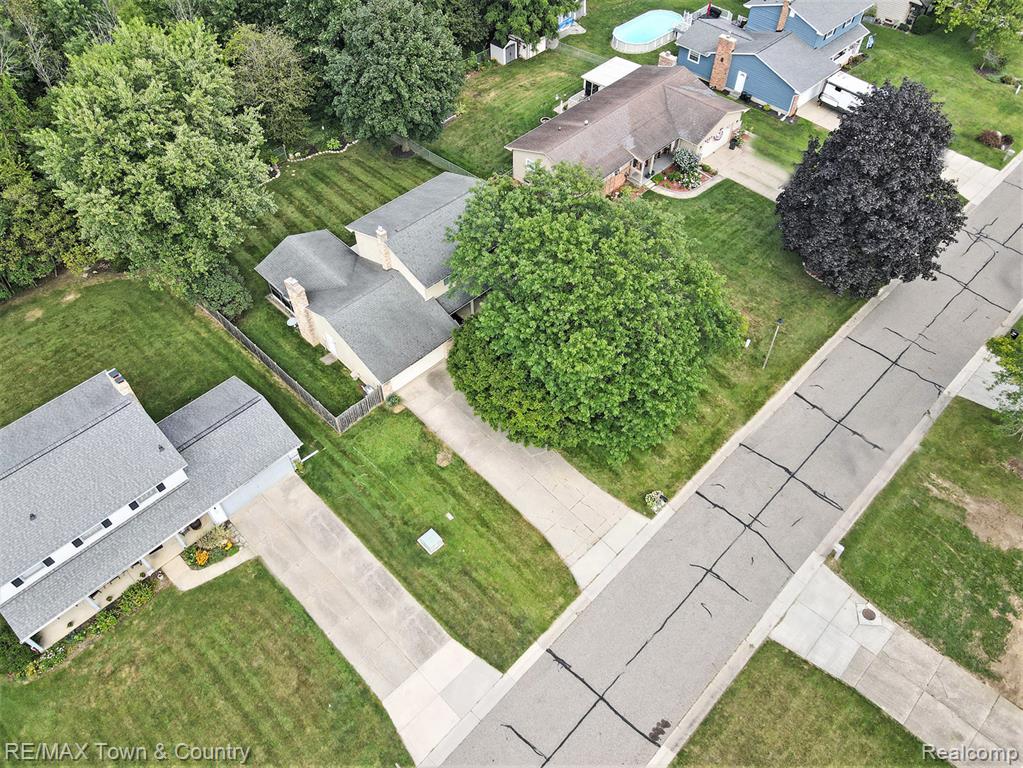 5555 Old Franklin Road, Grand Blanc, MI 48439 — Photo 24