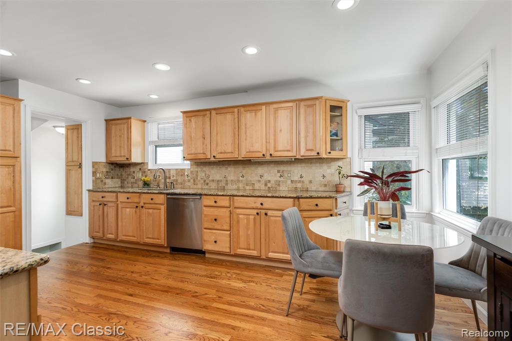 605 Fernwood Road, Royal Oak, MI 48067 — Photo 8