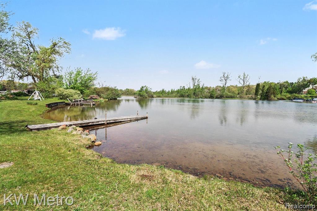 657 Dunleavy Drive, Highland, MI 48356 — Photo 26