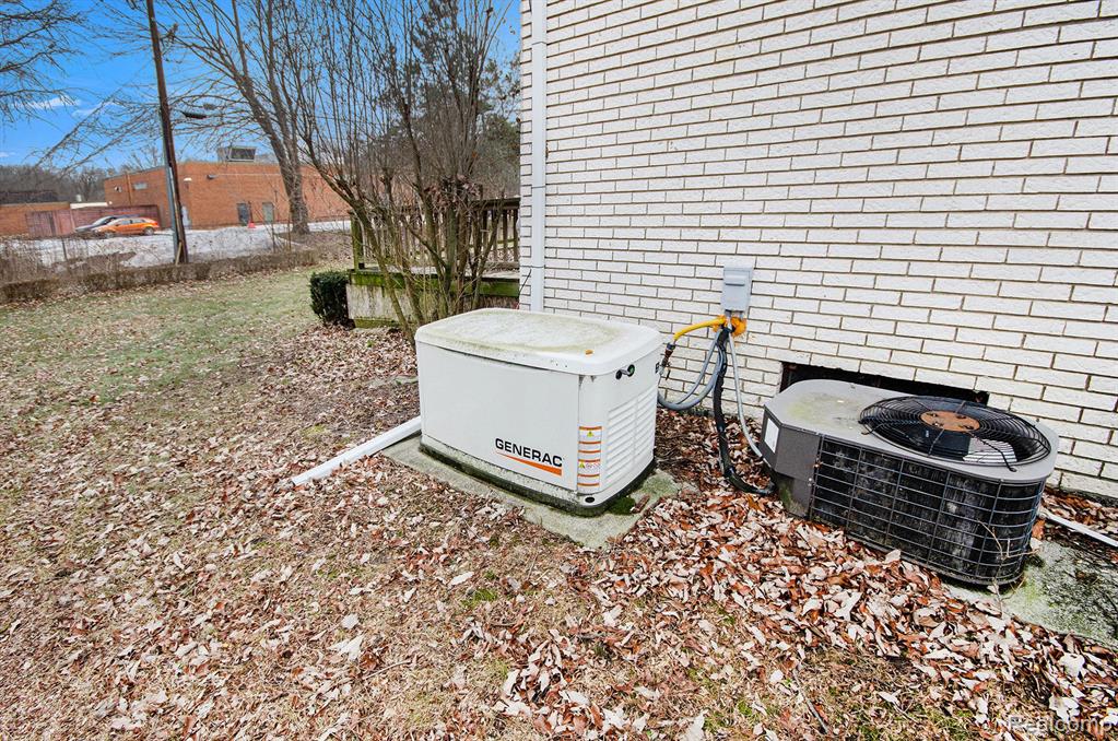53568 WOLF Drive, Macomb, MI 48316 — Photo 12