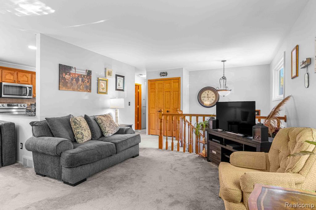 576 Reed Street, Northville, MI 48167 — Photo 5