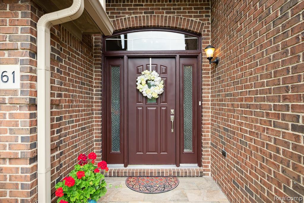 5061 Whitby Drive, Sterling Heights, MI 48314 — Photo 4