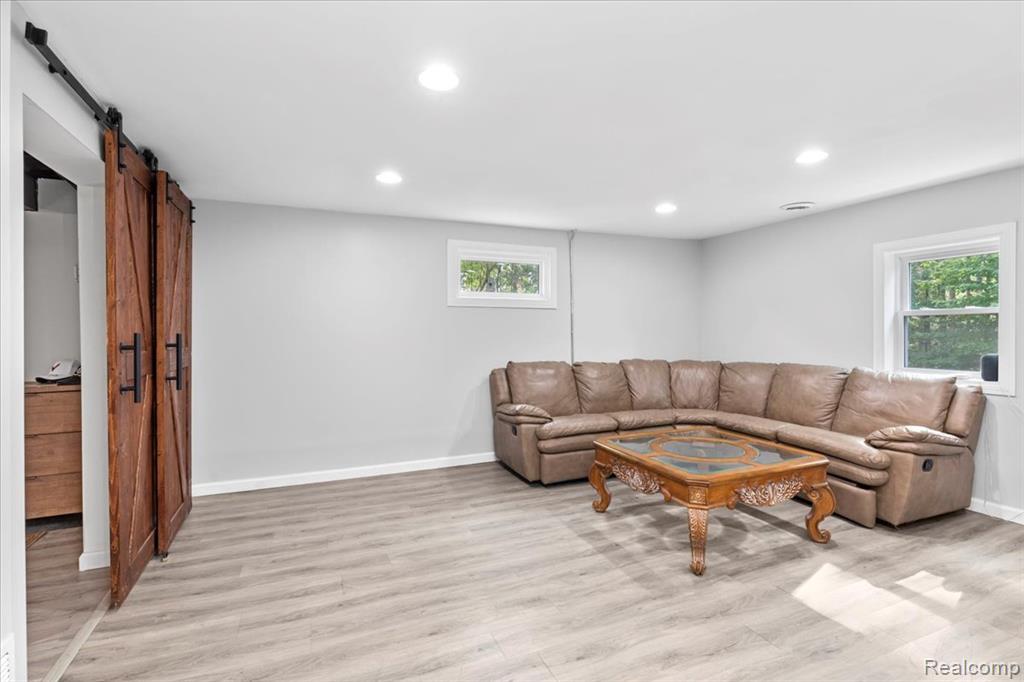 8381 Tindall Road, Springfield, MI 48350 — Photo 24