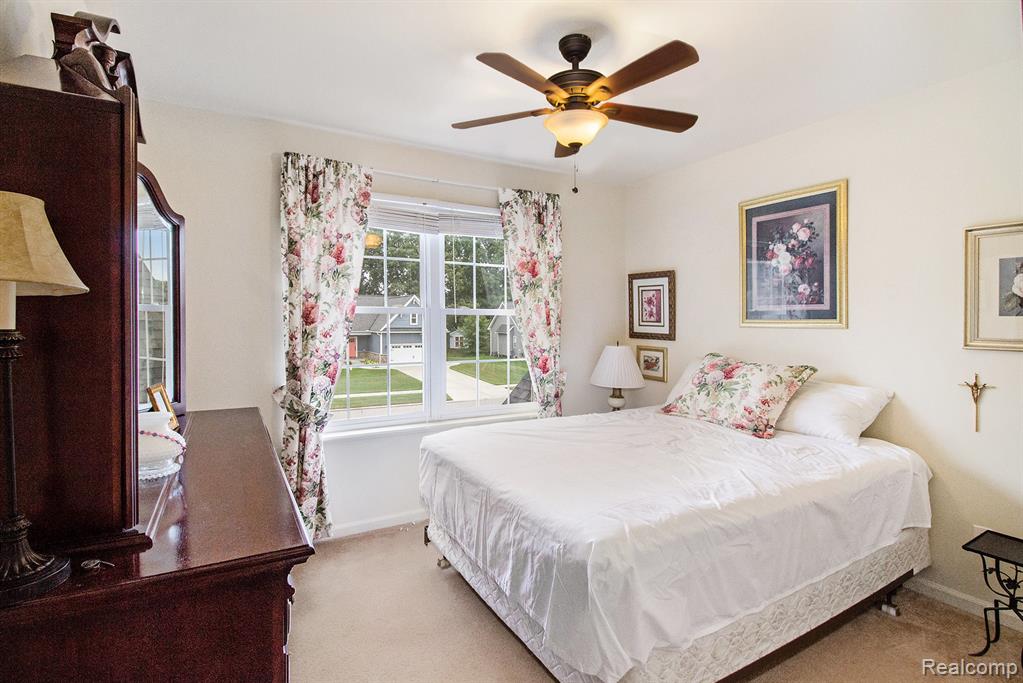 8342 Meadow Creek Drive, Goodrich Vlg, MI — Photo 12