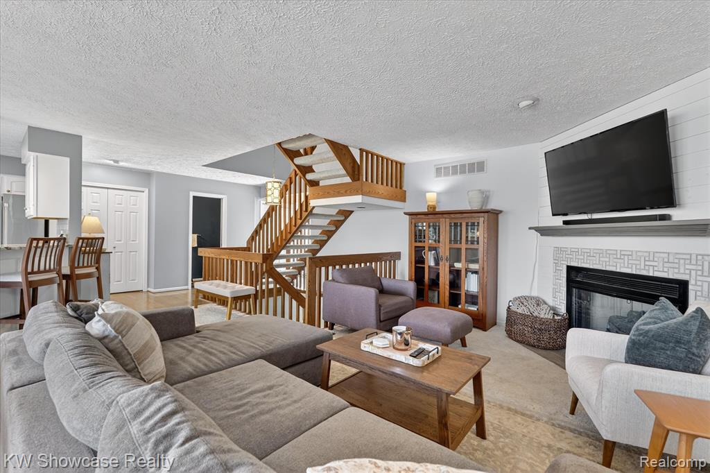 6626 Ridgeview Drive, Clarkston, MI — Photo 9