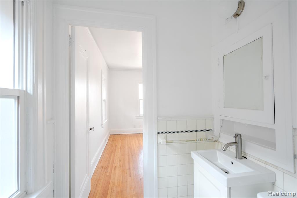 2696 Webb Street, Detroit, MI 48206 — Photo 17