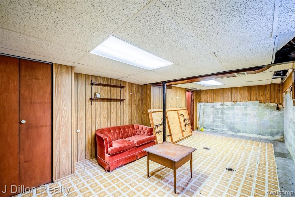 640 N Elizabeth Street, Dearborn, MI 48128 — Photo 44