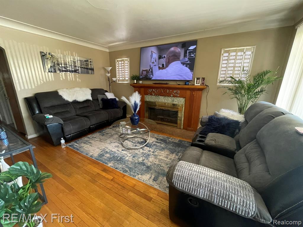 15429 Fairmount Drive, Detroit, MI 48205 — Photo 10