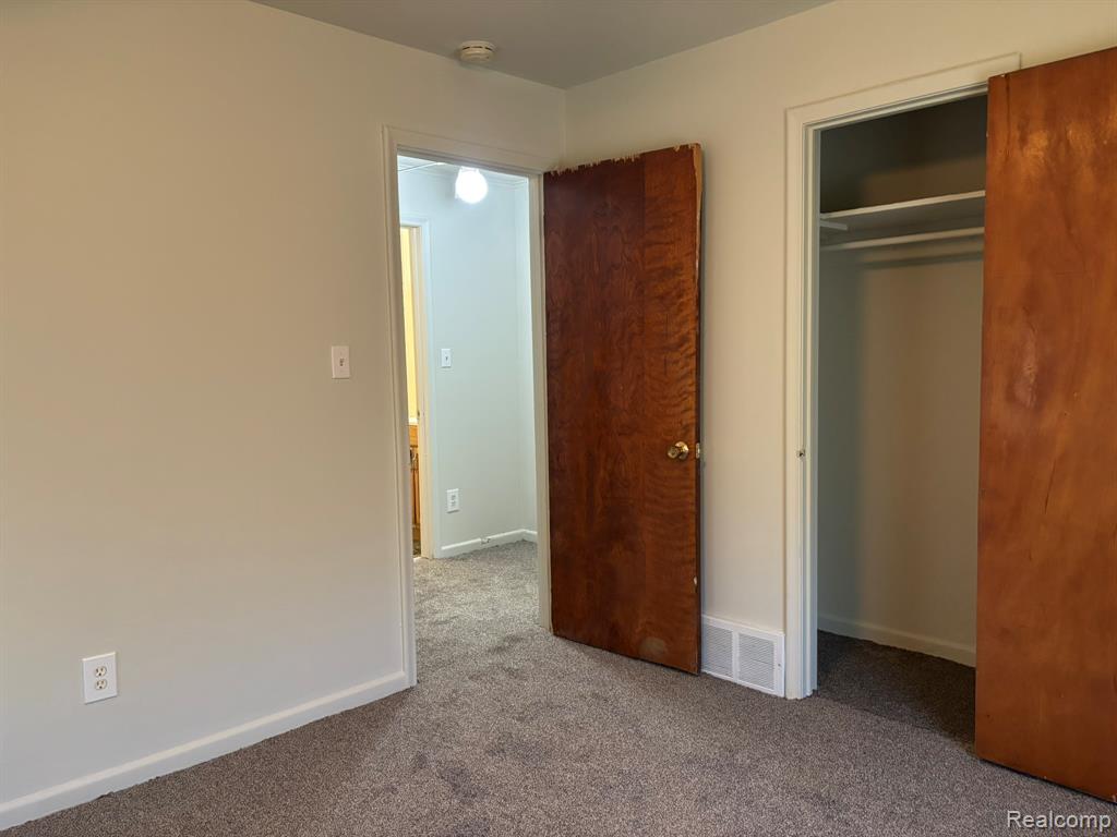 7004 Republic Avenue, Warren, MI 48091 — Photo 10