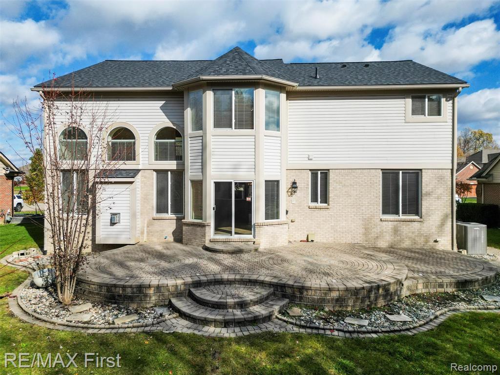 8564 Washington Woods Drive, Washington, MI — Photo 38