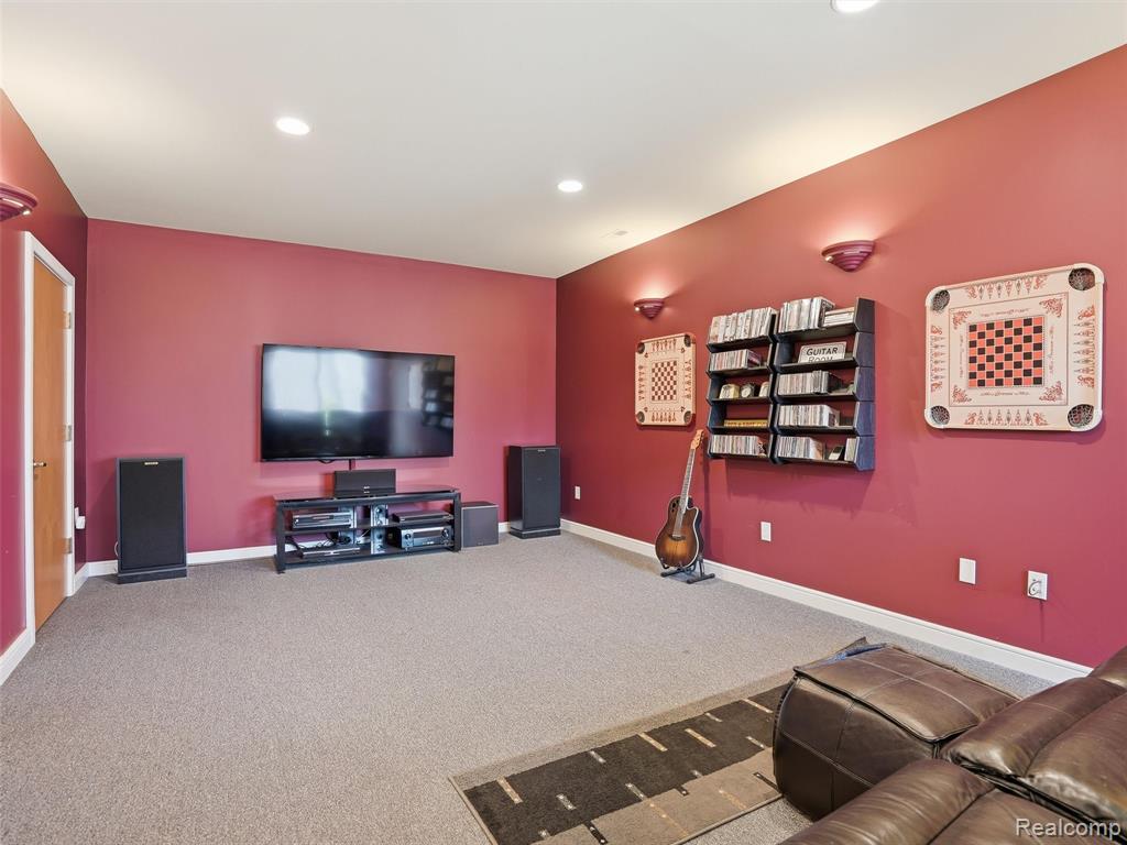 7845 Sleepy Hollow Drive, Northville, MI 48168 — Photo 34