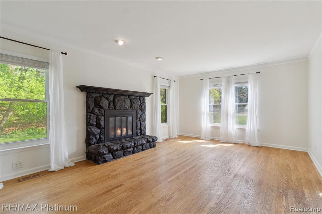5440 BRADFORD Circle, Brighton, MI 48114 — Photo 14