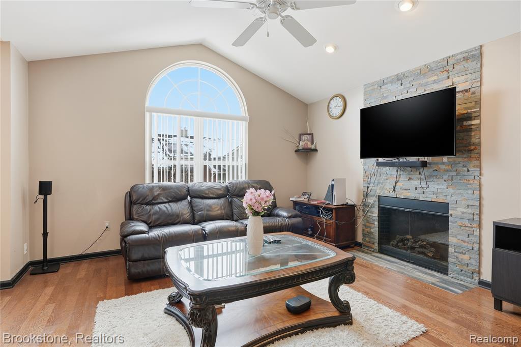 15308 Yale Drive, Clinton Twp, MI 48038 — Photo 6