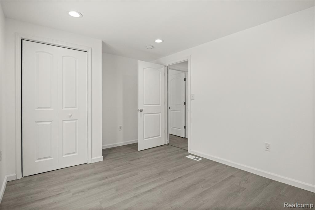 6071 Dexter Street, Romulus, MI 48174 — Photo 33