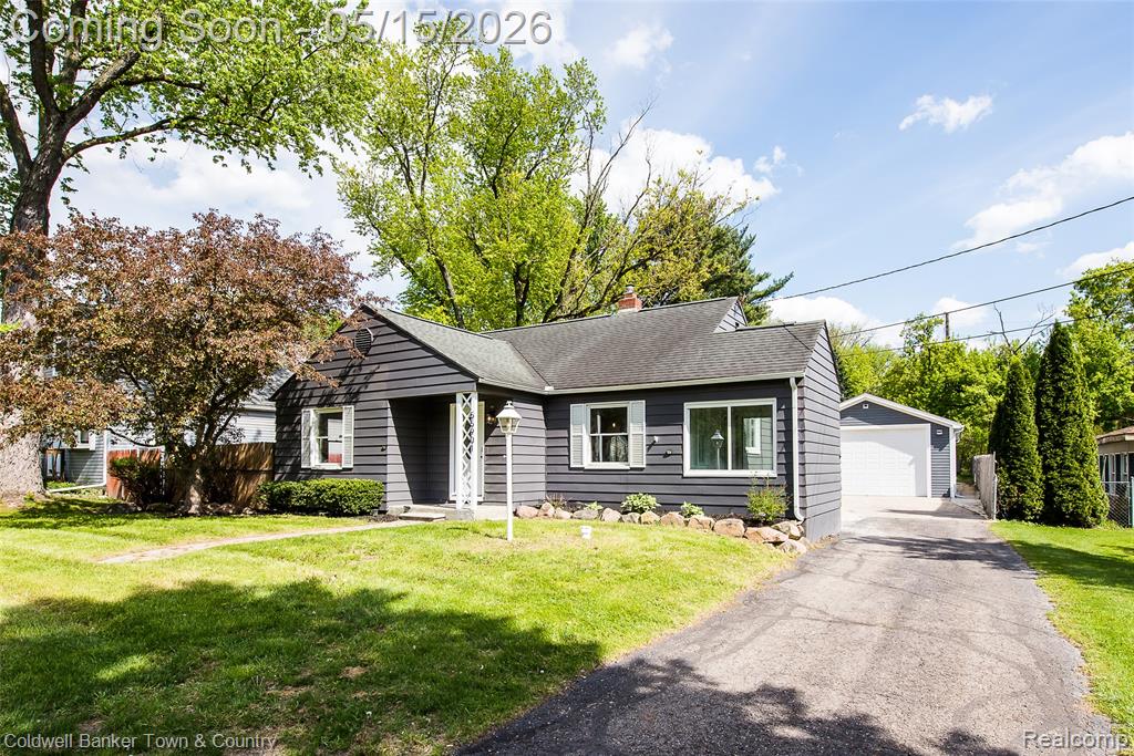 55901 Pontiac Trail Court, New Hudson, MI 48165 — Photo 2