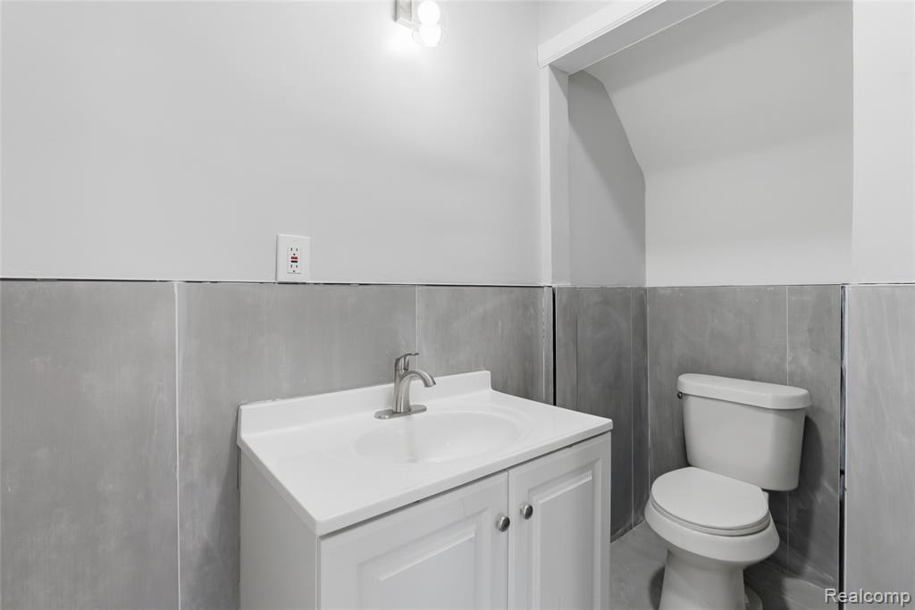 517 W Hollywood, Highland Park, MI 48203 — Photo 10