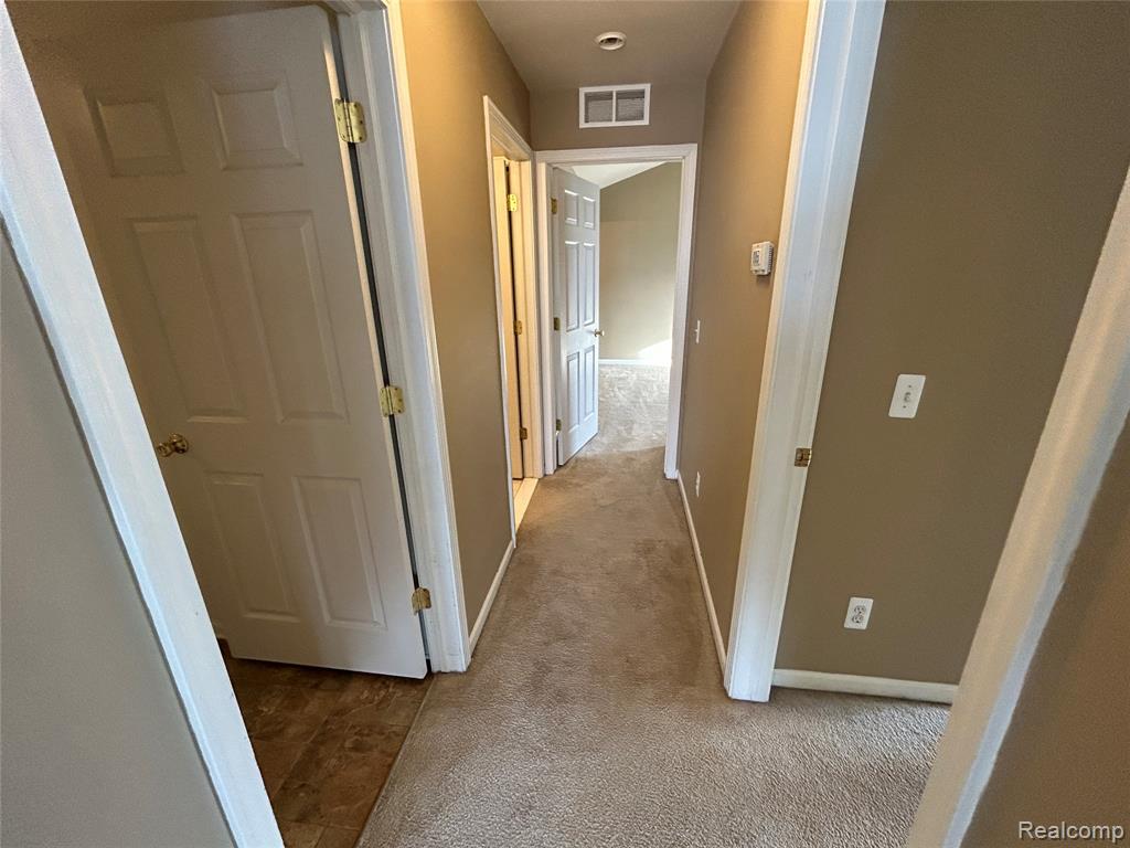 51652 Hale Lane, New Baltimore, MI — Photo 10