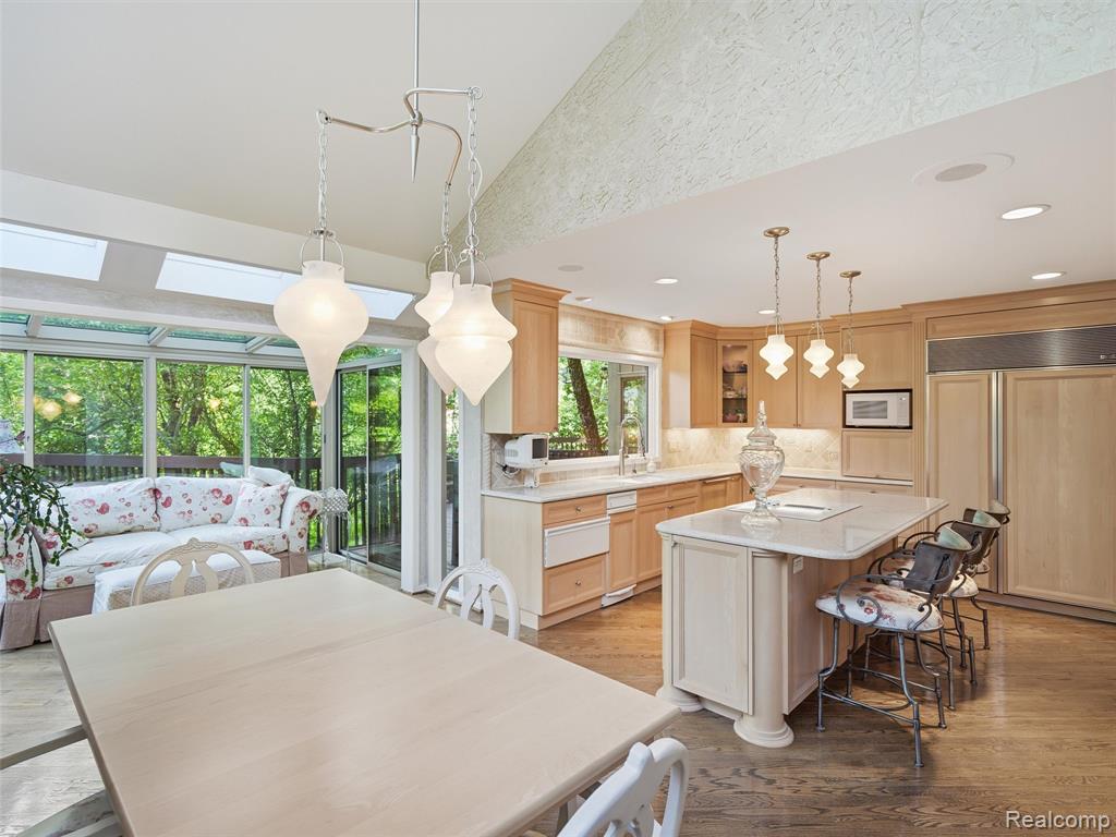 4751 Rolling Ridge Road, West Bloomfield, MI 48323 — Photo 12