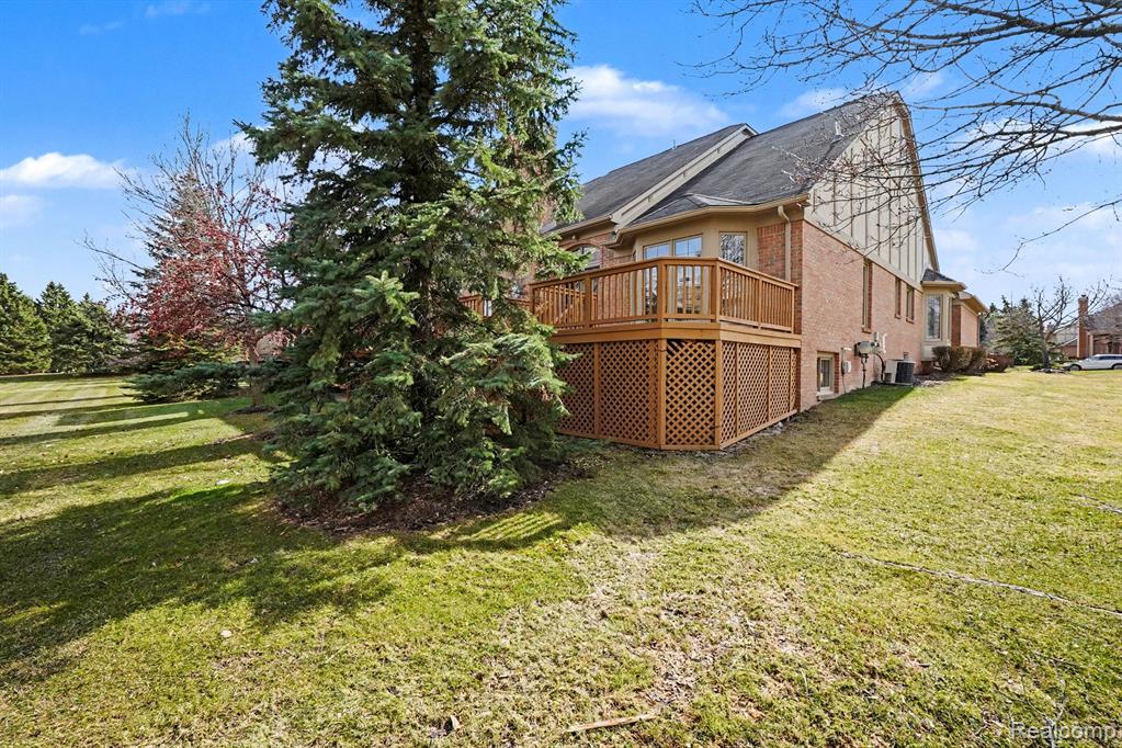 54568 Marissa Court, Utica, MI 48316 — Photo 25