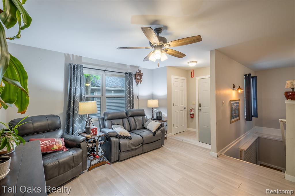 2616 Maryland Avenue, Flint, MI 48506 — Photo 8