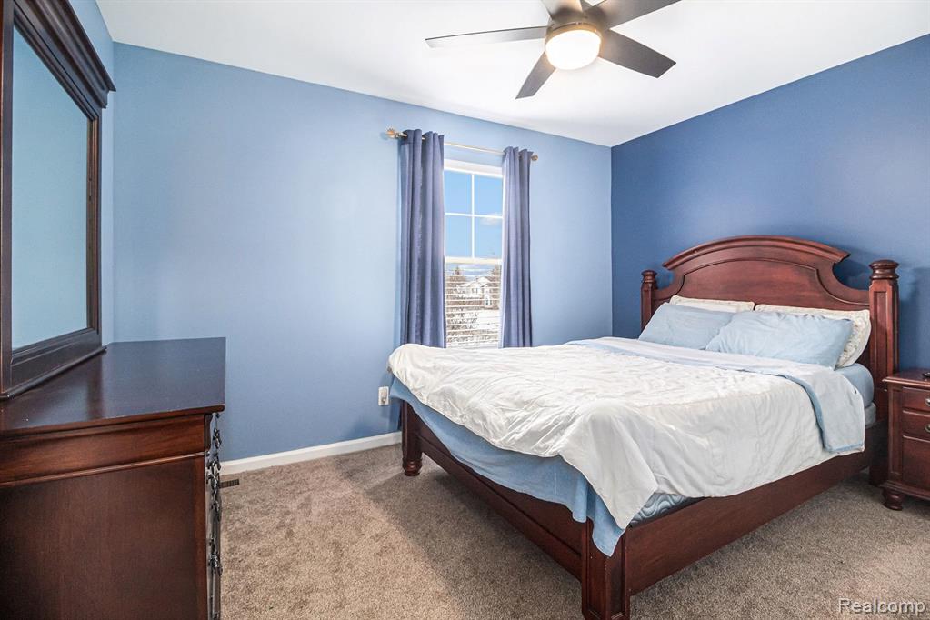 829 Grandview Drive, Commerce Twp, MI 48390 — Photo 18